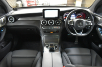 メルセデスベンツ GLC GLC250 4ﾏﾁｯｸ ｽﾎﾟｰﾂ 本革仕様 ﾚｰﾀﾞｰｾｰﾌﾃｨP 211馬力 1ｵｰﾅｰ ﾊﾟﾉﾗﾏｻﾝﾙｰﾌ 全席ﾋｰﾀｰ黒革ｼｰﾄ ﾃﾞｨｽﾄﾛ ﾌﾞﾗｲﾝﾄﾞS Lｷｰﾌﾟ AMGｴｱﾛ19AW ｷｰGo PTS ﾍｯﾄﾞｱｯﾌﾟD ﾌﾞﾙﾒｽﾀS Fｹﾞｰﾄ 地ﾃﾞｼﾞ360ｶﾒﾗ 2年保証