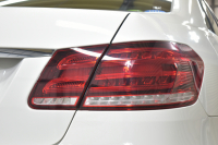 メルセデスベンツ Eクラス E250 AVG AMGｽﾎﾟｰﾂ ﾚｰﾀﾞｰSP 後期 ﾋｰﾀｰ黒半革 ﾃﾞｨｽﾄﾛ Bｽﾎﾟｯﾄ Lｷｰﾌﾟ ｷｰﾚｽGo AMGｴｱﾛ18AW ﾊﾟｰｸﾄﾛ LEDﾍｯﾄﾞ 駐車支援 地ﾃﾞｼﾞﾅﾋﾞ 360ｶﾒﾗ 2年保証