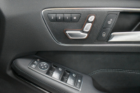 メルセデスベンツ Eクラス E250 AVG AMGｽﾎﾟｰﾂ ﾚｰﾀﾞｰSP 後期 ﾋｰﾀｰ黒半革 ﾃﾞｨｽﾄﾛ Bｽﾎﾟｯﾄ Lｷｰﾌﾟ ｷｰﾚｽGo AMGｴｱﾛ18AW ﾊﾟｰｸﾄﾛ LEDﾍｯﾄﾞ 駐車支援 地ﾃﾞｼﾞﾅﾋﾞ 360ｶﾒﾗ 2年保証