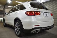 メルセデスベンツ GLC GLC300 4ﾏﾁｯｸ AMGﾗｲﾝ ﾚｻﾞｰｴｸｽｸﾙｰｼﾌﾞP ﾚｰﾀﾞｰｾｰﾌﾃｨP 後期型 ﾊﾟﾉﾗﾏｻﾝﾙｰﾌ ﾋｰﾀｰ/ﾍﾞﾝﾁﾚｰｼｮﾝ黒革 ﾌﾞﾙﾒｽﾀｰ HUD AMGｴｱﾛ20AW MBUXﾅﾋﾞTV 360ｶﾒﾗ 液晶ﾒｰﾀｰ ﾃﾞｨｽﾄﾛ ﾌﾞﾗｲﾝﾄﾞS ﾚｰﾝｷｰﾌﾟ ｷｰﾚｽGO ﾌｯﾄｹﾞｰﾄ 2年保証