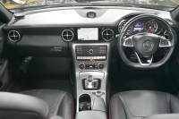 メルセデスベンツ SLCクラス SLC200 ｽﾎﾟｰﾂ ﾚｰﾀﾞｰｾｰﾌﾃｨP AMGｽﾀｲﾘﾝｸﾞP ﾀﾞｲﾅﾐｯｸﾊﾝﾄﾞﾘﾝｸﾞP 2.0L/184馬力 9速AT 黒革 ｴｱｽｶｰﾌ ﾊｰﾏﾝｶｰﾄﾞﾝ AMGｴｱﾛ18AW ﾃﾞｨｽﾄﾛ ﾌﾞﾗｲﾝﾄﾞS ｷｰﾚｽGO ﾅﾋﾞTV Bｶﾒﾗ PTS 電動ｵｰﾌﾟﾝ 2年保証