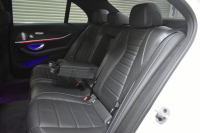 メルセデスベンツ Eクラス E200 AVG AMGﾗｲﾝ ｴｸｽｸﾙｰｼﾌﾞP ﾚｰﾀﾞｰｾｰﾌﾃｨP 中期型 BSG搭載 黒革 ﾌﾞﾙﾒｽﾀｰ ﾍｯﾄﾞｱｯﾌﾟD ｴｱﾊﾞﾗﾝｽP 電動ﾄﾗﾝｸ AMGｴｱﾛ19AW ﾃﾞｨｽﾄﾛﾆｯｸ ﾌﾞﾗｲﾝﾄﾞｽﾎﾟｯﾄ ﾚｰﾝｷｰﾌﾟ ﾅﾋﾞTV 360ｶﾒﾗ ｷｰﾚｽGO 2年保証