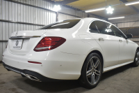 メルセデスベンツ Eクラス E200 AVG AMGﾗｲﾝ ｴｸｽｸﾙｰｼﾌﾞP ﾚｰﾀﾞｰｾｰﾌﾃｨP 中期型 BSG搭載 黒革 ﾌﾞﾙﾒｽﾀｰ ﾍｯﾄﾞｱｯﾌﾟD ｴｱﾊﾞﾗﾝｽP 電動ﾄﾗﾝｸ AMGｴｱﾛ19AW ﾃﾞｨｽﾄﾛﾆｯｸ ﾌﾞﾗｲﾝﾄﾞｽﾎﾟｯﾄ ﾚｰﾝｷｰﾌﾟ ﾅﾋﾞTV 360ｶﾒﾗ ｷｰﾚｽGO 2年保証