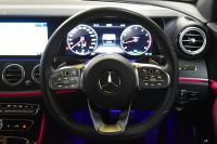 メルセデスベンツ Eクラス E200 AVG AMGﾗｲﾝ ｴｸｽｸﾙｰｼﾌﾞP ﾚｰﾀﾞｰｾｰﾌﾃｨP 中期型 BSG搭載 黒革 ﾌﾞﾙﾒｽﾀｰ ﾍｯﾄﾞｱｯﾌﾟD ｴｱﾊﾞﾗﾝｽP 電動ﾄﾗﾝｸ AMGｴｱﾛ19AW ﾃﾞｨｽﾄﾛﾆｯｸ ﾌﾞﾗｲﾝﾄﾞｽﾎﾟｯﾄ ﾚｰﾝｷｰﾌﾟ ﾅﾋﾞTV 360ｶﾒﾗ ｷｰﾚｽGO 2年保証