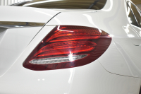 メルセデスベンツ Eクラス E250 AVG ｽﾎﾟｰﾂ ﾚｻﾞｰｴｸｽｸﾙｰｼﾌﾞP ﾚｰﾀﾞｰｾｰﾌﾃｨP ﾊﾟﾉﾗﾏｻﾝﾙｰﾌ 黒革 ﾌﾞﾙﾒｽﾀｰ ﾌｯﾄﾄﾗﾝｸ ｴｱﾊﾞﾗﾝｽP AMGｴｱﾛ19AW ﾃﾞｨｽﾄﾛ ﾌﾞﾗｲﾝﾄﾞS ﾚｰﾝｷｰﾌﾟ ﾅﾋﾞTV 360ｶﾒﾗ ｷｰﾚｽｺﾞｰ 2年保証