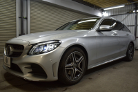 メルセデスベンツ Cクラス C200ﾜｺﾞﾝ AVG AMGﾗｲﾝ ﾚｰﾀﾞｰSP 後期型  9速 ﾐｰｺﾈｸﾄ ﾃﾞｨｽﾄﾛ ﾆｯｸ ﾌﾞﾗｲﾝﾄﾞｽﾎﾟｯﾄA Lﾁｪﾝｼﾞｱｼｽﾄ 誤発進 ﾋｰﾀｰ黒革 AMGｴｱﾛ18AW ｷｰﾚｽGo PTS 電動Rｹﾞｰﾄ 地ﾃﾞｼﾞﾅﾋﾞBｶﾒﾗ 2年保証