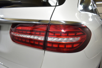 メルセデスベンツ Eクラス E220dﾜｺﾞﾝ ｽﾎﾟｰﾂ ｴｸｽｸﾙｰｼﾌﾞP AMGﾗｲﾝｲﾝﾃﾘｱP ﾚｰﾀﾞｰｾｰﾌﾃｨP 後期型 ﾊﾟﾉﾗﾏｻﾝﾙｰﾌ 全席ﾋｰﾀｰ黒革 ﾌﾞﾙﾒｽﾀｰ HUD ﾃﾞｨｽﾄﾛ BSM Lﾁｪﾝｼﾞ AMGｴｱﾛ19AW MBUXﾅﾋﾞTV 360ｶﾒﾗ ｷｰﾚｽｺﾞｰ  ﾏﾙﾁｶﾗｰｱﾝﾋﾞｴﾝﾄ 2年保証