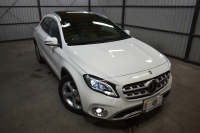 メルセデスベンツ GLA GLA220 4M ﾌﾟﾚﾐｱﾑP ﾚｰﾀﾞｰSP  後期型 1ｵｰﾅｰ  4WD ﾊﾟﾉﾗﾏｻﾝﾙｰﾌ ﾋｰﾀｰ付黒革 ﾊｰﾏﾝｶｰﾄﾞﾝ ﾃﾞｨｽﾄﾛ Bｽﾎﾟｯﾄ 駐車支援 ｷｰﾚｽGO PTS ﾌｯﾄｹﾞｰﾄ 地ﾃﾞｼﾞﾅﾋﾞ Bｶﾒﾗ 18AW 2年保証