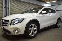 メルセデスベンツ GLA GLA220 4M ﾌﾟﾚﾐｱﾑP ﾚｰﾀﾞｰSP  後期型 1ｵｰﾅｰ  4WD ﾊﾟﾉﾗﾏｻﾝﾙｰﾌ ﾋｰﾀｰ付黒革 ﾊｰﾏﾝｶｰﾄﾞﾝ ﾃﾞｨｽﾄﾛ Bｽﾎﾟｯﾄ 駐車支援 ｷｰﾚｽGO PTS ﾌｯﾄｹﾞｰﾄ 地ﾃﾞｼﾞﾅﾋﾞ Bｶﾒﾗ 18AW 2年保証
