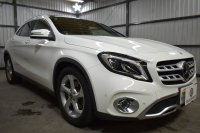 メルセデスベンツ GLA GLA220 4M ﾌﾟﾚﾐｱﾑP ﾚｰﾀﾞｰSP  後期型 1ｵｰﾅｰ  4WD ﾊﾟﾉﾗﾏｻﾝﾙｰﾌ ﾋｰﾀｰ付黒革 ﾊｰﾏﾝｶｰﾄﾞﾝ ﾃﾞｨｽﾄﾛ Bｽﾎﾟｯﾄ 駐車支援 ｷｰﾚｽGO PTS ﾌｯﾄｹﾞｰﾄ 地ﾃﾞｼﾞﾅﾋﾞ Bｶﾒﾗ 18AW 2年保証