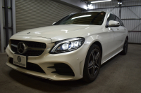 メルセデスベンツ Cクラス C200ﾜｺﾞﾝ 4MATIC AVG AMGﾗｲﾝ ﾚｻﾞｰｴｸｽｸﾙｰｼﾌﾞ ﾚｰﾀﾞｰSP  後期型 ﾊﾟﾉﾗﾏｻﾝﾙｰﾌ ﾐｰｺﾈｸﾄ ACC Lﾁｪﾝｼﾞ 誤発進 ﾋｰﾀｰ黒革 ﾌﾞﾙﾒS HUD AMGｴｱﾛ18AW ｷｰﾚｽGoPTS 液晶ﾒｰﾀｰ HUD ﾌｯﾄｹﾞｰﾄ ﾏﾙﾁｶﾗｰｱﾝﾋﾞｴﾝﾄ 地ﾃﾞｼﾞﾅﾋﾞBｶﾒﾗ 2年保証