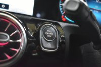 メルセデスベンツ Aクラス A180 Edition1 ﾚｰﾀﾞｰSP 限定250台 MEｺﾈｸﾄ MBUXｼｽﾃﾑ Edition1専用内装 ﾃﾞｨｽﾄﾛ BSM Lﾁｪﾝｼﾞ AMGｴｱﾛ19AW ﾏﾙﾁLED ｷｰGO PTS HUD 10.25ｲﾝﾁｺｯｸﾋﾟｯﾄﾃﾞｨｽﾌﾟﾚｲ 対話式ﾅﾋﾞTV 360ｶﾒﾗ 2年保証