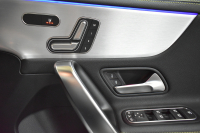 メルセデスベンツ Aクラス A180 Edition1 ﾚｰﾀﾞｰSP 限定250台 MEｺﾈｸﾄ MBUXｼｽﾃﾑ Edition1専用内装 ﾃﾞｨｽﾄﾛ BSM Lﾁｪﾝｼﾞ AMGｴｱﾛ19AW ﾏﾙﾁLED ｷｰGO PTS HUD 10.25ｲﾝﾁｺｯｸﾋﾟｯﾄﾃﾞｨｽﾌﾟﾚｲ 対話式ﾅﾋﾞTV 360ｶﾒﾗ 2年保証