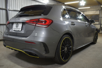 メルセデスベンツ Aクラス A180 Edition1 ﾚｰﾀﾞｰSP 限定250台 MEｺﾈｸﾄ MBUXｼｽﾃﾑ Edition1専用内装 ﾃﾞｨｽﾄﾛ BSM Lﾁｪﾝｼﾞ AMGｴｱﾛ19AW ﾏﾙﾁLED ｷｰGO PTS HUD 10.25ｲﾝﾁｺｯｸﾋﾟｯﾄﾃﾞｨｽﾌﾟﾚｲ 対話式ﾅﾋﾞTV 360ｶﾒﾗ 2年保証