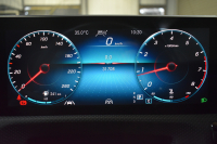 メルセデスベンツ Aクラス A180 Edition1 ﾚｰﾀﾞｰSP 限定250台 MEｺﾈｸﾄ MBUXｼｽﾃﾑ Edition1専用内装 ﾃﾞｨｽﾄﾛ BSM Lﾁｪﾝｼﾞ AMGｴｱﾛ19AW ﾏﾙﾁLED ｷｰGO PTS HUD 10.25ｲﾝﾁｺｯｸﾋﾟｯﾄﾃﾞｨｽﾌﾟﾚｲ 対話式ﾅﾋﾞTV 360ｶﾒﾗ 2年保証