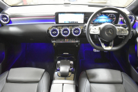 メルセデスベンツ Aクラス A200d AMGﾗｲﾝ AMGﾚｻﾞｰｴｸｽｸﾙｰｼﾌﾞ ｱﾄﾞﾊﾞﾝｽﾄﾞ/ﾚｰﾀﾞｰｾｰﾌﾃｨP ﾃﾞｨｰｾﾞﾙ燃費 18.8km MEｺﾈｸﾄ 8速AT ﾊﾟﾉﾗﾏｻﾝﾙｰﾌ ﾋｰﾀｰ黒灰革 ﾃﾞｨｽﾄﾛ BSM Lﾁｪﾝｼﾞ AMGｴｱﾛ18AW ｷｰﾚｽGO PTS HUD ｱﾄﾞﾊﾞﾝｽﾄﾞｻｳﾝﾄﾞ 対話式ﾅﾋﾞ 360ｶﾒﾗ 2年保証