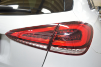 メルセデスベンツ Aクラス A200d AMGﾗｲﾝ AMGﾚｻﾞｰｴｸｽｸﾙｰｼﾌﾞ ｱﾄﾞﾊﾞﾝｽﾄﾞ/ﾚｰﾀﾞｰｾｰﾌﾃｨP ﾃﾞｨｰｾﾞﾙ燃費 18.8km MEｺﾈｸﾄ 8速AT ﾊﾟﾉﾗﾏｻﾝﾙｰﾌ ﾋｰﾀｰ黒灰革 ﾃﾞｨｽﾄﾛ BSM Lﾁｪﾝｼﾞ AMGｴｱﾛ18AW ｷｰﾚｽGO PTS HUD ｱﾄﾞﾊﾞﾝｽﾄﾞｻｳﾝﾄﾞ 対話式ﾅﾋﾞ 360ｶﾒﾗ 2年保証