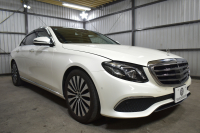 メルセデスベンツ Eクラス E400 4ﾏﾁｯｸ EXCLUSIVE ｴｸｽｸﾙｰｼﾌﾞPKG ﾚｰﾀﾞｰｾｰﾌﾃｨP MEｺﾈｸﾄ 9速AT 333馬力V6 4WD ｳｯﾄﾞｲﾝﾃﾘｱ ﾊﾟﾉﾗﾏｻﾝﾙｰﾌ ﾋｰﾀｰｸｰﾗｰ黒革 ﾃﾞｨｽﾄﾛ BSM Lﾁｪﾝｼﾞ 専用18AW ｷｰﾚｽGO PTS ﾌｯﾄﾄﾗﾝｸ ﾌﾞﾙﾒｽﾀｰS 地ﾃﾞｼﾞﾅﾋﾞ 360ｶﾒﾗ 2年保証