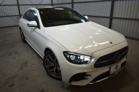 メルセデスベンツ Eクラス E200 ｽﾎﾟｰﾂ ｴｸｽｸﾙｰｼﾌﾞAMGﾗｲﾝｲﾝﾃﾘｱP ﾚｰﾀﾞｰｾｰﾌﾃｨP 後期型 ﾊﾟﾉﾗﾏｻﾝﾙｰﾌ MEｺﾈｸﾄ 燃費13.1KM 全席ﾋｰﾀｰ黒革 ﾃﾞｨｽﾄﾛ BSM Lﾁｪﾝｼﾞ AMGｴｱﾛ19AW ｷｰﾚｽGO ﾊﾟｰｸﾄﾛ HUD ﾌﾞﾙﾒS ﾏﾙﾁｶﾗｰｱﾝﾋﾞｴﾝﾄ 対話式ﾅﾋﾞ 360ｶﾒﾗ 2年保証