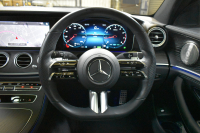 メルセデスベンツ Eクラス E200ﾜｺﾞﾝ ｽﾎﾟｰﾂ BSG搭載 ｴｸｽｸﾙｰｼﾌﾞ AMGﾗｲﾝｲﾝﾃﾘｱ ﾚｰﾀﾞｰｾｰﾌﾃｨP 後期型 MEｺﾈ ﾊﾟﾉﾗﾏｻﾝﾙｰﾌ 全席ﾋｰﾀｰ黒革 ACC AMGｴｱﾛ 電動ﾘｱｹﾞｰﾄ ﾍｯﾄﾞｱｯﾌﾟﾃﾞｨｽﾌﾟﾚｲ ﾌﾞﾙﾒｽﾀｰS 地ﾃﾞｼﾞ360ｶﾒﾗ 2年保証