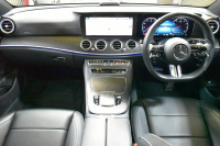 メルセデスベンツ Eクラス E200ﾜｺﾞﾝ ｽﾎﾟｰﾂ BSG搭載 ｴｸｽｸﾙｰｼﾌﾞ AMGﾗｲﾝｲﾝﾃﾘｱ ﾚｰﾀﾞｰｾｰﾌﾃｨP 後期型 MEｺﾈ ﾊﾟﾉﾗﾏｻﾝﾙｰﾌ 全席ﾋｰﾀｰ黒革 ACC AMGｴｱﾛ 電動ﾘｱｹﾞｰﾄ ﾍｯﾄﾞｱｯﾌﾟﾃﾞｨｽﾌﾟﾚｲ ﾌﾞﾙﾒｽﾀｰS 地ﾃﾞｼﾞ360ｶﾒﾗ 2年保証