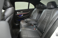 メルセデスベンツ Eクラス E200 ｽﾎﾟｰﾂ ｴｸｽｸﾙｰｼﾌﾞAMGﾗｲﾝｲﾝﾃﾘｱP ﾚｰﾀﾞｰｾｰﾌﾃｨP 後期型 1ｵｰﾅｰ ﾊﾟﾉﾗﾏｻﾝﾙｰﾌ ﾌﾞﾙﾒS MEｺﾈｸﾄ 燃費13.1KM 全席ﾋｰﾀｰ黒革 ﾃﾞｨｽﾄﾛ BSM Lﾁｪﾝｼﾞ AMGｴｱﾛ19AW ｷｰﾚｽGO ﾊﾟｰｸﾄﾛ HUD  ﾏﾙﾁｶﾗｰｱﾝﾋﾞｴﾝﾄ 対話式ﾅﾋﾞ 360ｶﾒﾗ 2年保証