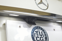 メルセデスベンツ Eクラス E350e AVG ｽﾎﾟｰﾂ ｴｸｽｸﾙｰｼﾌﾞP ﾚｰﾀﾞｰｾｰﾌﾃｨP PHV ﾊﾟﾉﾗﾏｻﾝﾙｰﾌ 全席ﾋｰﾀｰ黒革 ﾃﾞｨｽﾄﾛ ﾚｰﾝﾁｪﾝｼﾞ ﾌﾞﾗｲﾝﾄﾞｽﾎﾟｯﾄ AMGｴｱﾛ19AW ｷｰGO PTS ﾌｯﾄｹﾞｰﾄ ﾌﾞﾙﾒｽﾀｰ 地デジ360ｶﾒ 2年保証