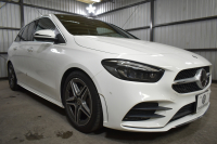 メルセデスベンツ Bクラス B200d AMGﾗｲﾝ AMGﾚｻﾞｰｴｸｽｸﾙｰｼﾌﾞP ｱﾄﾞﾊﾞﾝｽﾄﾞP ﾚｰﾀﾞｰｾｰﾌﾃｨP ﾊﾟﾉﾗﾏｻﾝﾙｰﾌ ﾋｰﾀｰ付黒灰革 HUD 360ｶﾒﾗ ｱﾄﾞﾊﾞﾝｽﾄﾞｻｳﾝﾄﾞ ﾃﾞｨｽﾄﾛﾆｯｸ ﾌﾞﾗｲﾝﾄﾞｽﾎﾟｯﾄ Lｷｰﾌﾟ AMGｴｱﾛ18AW LEDﾍｯﾄﾞﾗｲﾄ MBUXﾅﾋﾞTV ﾌｯﾄｹﾞｰﾄ 2年保証