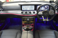 AMG Eクラス E53 4ﾏﾁｯｸ+ ﾜｺﾞﾝ ｴｸｽｸﾙｰｼﾌﾞ ﾚｰﾀﾞｰｾｰﾌﾃｨP 1ｵｰﾅｰ ﾊﾟﾉﾗﾏｻﾝﾙｰﾌ ﾌﾞﾙﾒｽﾀｰ ﾋｰﾀｰｸｰﾗｰ黒革 ｼﾙﾊﾞｰｽﾃｯﾁ内装 ﾃﾞｨｽﾄﾛ BSM Lﾁｪﾝｼﾞ AMGｴｱﾛ20AW PTS MEｺﾈｸﾄ HUD ﾌｯﾄｹﾞｰﾄ 地ﾃﾞｼﾞﾅﾋﾞ 360ｶﾒﾗ 2年保証