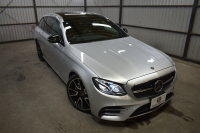 AMG Eクラス E53 4ﾏﾁｯｸ+ ﾜｺﾞﾝ ｴｸｽｸﾙｰｼﾌﾞ ﾚｰﾀﾞｰｾｰﾌﾃｨP 1ｵｰﾅｰ ﾊﾟﾉﾗﾏｻﾝﾙｰﾌ ﾌﾞﾙﾒｽﾀｰ ﾋｰﾀｰｸｰﾗｰ黒革 ｼﾙﾊﾞｰｽﾃｯﾁ内装 ﾃﾞｨｽﾄﾛ BSM Lﾁｪﾝｼﾞ AMGｴｱﾛ20AW PTS MEｺﾈｸﾄ HUD ﾌｯﾄｹﾞｰﾄ 地ﾃﾞｼﾞﾅﾋﾞ 360ｶﾒﾗ 2年保証