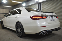 AMG Eクラス E53 4ﾏﾁｯｸ+ ｴｸｽｸﾙｰｼﾌﾞP ﾚｰﾀﾞｰｾｰﾌﾃｨP 1ｵｰﾅｰ  後期型 ﾊﾟﾉﾗﾏｻﾝﾙｰﾌ ﾋｰﾀｰｸｰﾗｰ黒革 ﾃﾞｨｽﾄﾛﾆｯｸ ﾌﾞﾗｲﾝﾄﾞｽﾎﾟｯﾄ ﾚｰﾝﾁｪﾝｼﾞ  MBUXﾅﾋﾞAMGｴｱﾛ20AW ﾌﾞﾙﾒｽﾀｰ ﾍｯﾄﾞｱｯﾌﾟD 電動ﾄﾗﾝｸ ｷｰﾚｽGO 360ｶﾒﾗ 2年保証