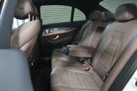 メルセデスベンツ Eクラス E43 4M ｴｸｽｸﾙｰｼﾌﾞ ﾚｰﾀﾞｰｾｰﾌﾃｨP ﾐｰｺﾈｸﾄ ﾊﾟﾉﾗﾏｻﾝﾙｰﾌ 全席ﾋｰﾀｰ茶革 ﾃﾞｨｽﾄﾛﾆｯｸ ﾌﾞﾗｲﾝﾄﾞｽﾎﾟｯﾄ ﾚｰﾝﾁｪﾝｼﾞA AMGｴｱﾛ20AW ﾌﾞﾙﾒS 地ﾃﾞｼﾞ360ｶﾒﾗ 2年保証