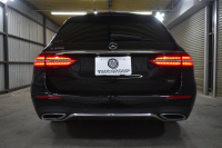 メルセデスベンツ Eクラス E200ﾜｺﾞﾝ ｽﾎﾟｰﾂ BSG搭載 ｴｸｽｸﾙｰｼﾌﾞ AMGﾗｲﾝｲﾝﾃﾘｱ ﾚｰﾀﾞｰｾｰﾌﾃｨP 後期型 MEｺﾈ 全席ﾋｰﾀｰ黒革 ACC AMGｴｱﾛ 電動ﾘｱｹﾞｰﾄ ﾍｯﾄﾞｱｯﾌﾟﾃﾞｨｽﾌﾟﾚｲ ﾌﾞﾙﾒｽﾀｰS 地ﾃﾞｼﾞ360ｶﾒﾗ 2年保証