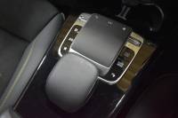 メルセデスベンツ Aクラス A180 Edition1 ﾚｰﾀﾞｰSP 限定250台 MEｺﾈｸﾄ MBUXｼｽﾃﾑ Edition1専用内装 ﾃﾞｨｽﾄﾛ BSM Lﾁｪﾝｼﾞ AMGｴｱﾛ19AW ﾏﾙﾁLED ｷｰGO PTS HUD 10.25ｲﾝﾁｺｯｸﾋﾟｯﾄﾃﾞｨｽﾌﾟﾚｲ 対話式ﾅﾋﾞTV 360ｶﾒﾗ 2年保証