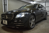 メルセデスベンツ Eクラス E200 4ﾏﾁｯｸ ﾜｺﾞﾝ AVG AMGﾗｲﾝ ｴｸｽｸﾙｰｼﾌﾞP ﾚｰﾀﾞｰｾｰﾌﾃｨP 中期型 BSG搭載1.5ﾘｯﾀｰ ﾊﾟﾉﾗﾏｻﾝﾙｰﾌ ﾌﾞﾙﾒｽﾀｰS 全席ﾋｰﾀｰ黒革 ﾃﾞｨｽﾄﾛﾆｯｸ ﾌﾞﾗｲﾝﾄﾞｽﾎﾟｯﾄ ﾚｰﾝﾁｪﾝｼﾞ  AMGｴｱﾛ19AW ｷｰﾚｽGO PTS ﾌｯﾄｹﾞｰﾄ 地ﾃﾞｼﾞﾅﾋﾞ 360ｶﾒﾗ 2年保証