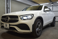 メルセデスベンツ GLCクーペ GLC220d 4ﾏﾁｯｸ ｸｰﾍﾟ AMGﾗｲﾝ ﾚｻﾞｰｴｸｽｸﾙｰｼﾌﾞ ﾚｰﾀﾞｰｾｰﾌﾃｨP 後期型 ｻﾝﾙｰﾌ 全席ﾋｰﾀｰ&ｸｰﾗｰ黒革 ﾃﾞｨｽﾄﾛﾆｯｸﾌﾟﾗｽ ﾌﾞﾗｲﾝﾄﾞｽﾎﾟｯﾄ ﾚｰﾝｷｰﾌﾟ AMGｴｱﾛ19AW ｷｰGO PTS ﾌｯﾄｹﾞｰﾄ HUD ﾌﾞﾙﾒｽﾀｰS 地ﾃﾞｼﾞﾅﾋﾞ 360ｶﾒﾗ 2年保証