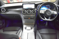 メルセデスベンツ GLCクーペ GLC220d 4ﾏﾁｯｸ ｸｰﾍﾟ AMGﾗｲﾝ ﾚｻﾞｰｴｸｽｸﾙｰｼﾌﾞ ﾚｰﾀﾞｰｾｰﾌﾃｨP 後期型 ｻﾝﾙｰﾌ 全席ﾋｰﾀｰ&ｸｰﾗｰ黒革 ﾃﾞｨｽﾄﾛﾆｯｸﾌﾟﾗｽ ﾌﾞﾗｲﾝﾄﾞｽﾎﾟｯﾄ ﾚｰﾝｷｰﾌﾟ AMGｴｱﾛ19AW ｷｰGO PTS ﾌｯﾄｹﾞｰﾄ HUD ﾌﾞﾙﾒｽﾀｰS 地ﾃﾞｼﾞﾅﾋﾞ 360ｶﾒﾗ 2年保証
