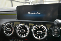 メルセデスベンツ Aクラス A180 Edition1 ﾚｰﾀﾞｰSP 限定100台 1ｵｰﾅｰ MEｺﾈｸﾄ MBUXｼｽﾃﾑ Edition1専用内装 ﾃﾞｨｽﾄﾛﾆｯｸﾌﾟﾗｽ ﾌﾞﾗｲﾝﾄﾞｽﾎﾟｯﾄ ﾚｰﾝﾁｪﾝｼﾞ AMGｴｱﾛ19AW ﾏﾙﾁLED ｷｰGO PTS HUD 10.25ｲﾝﾁｺｯｸﾋﾟｯﾄﾃﾞｨｽﾌﾟﾚｲ 360ｶﾒﾗ 2年保証