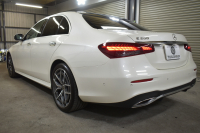 メルセデスベンツ Eクラス E200 ｽﾎﾟｰﾂ 1ｵﾅ ｴｸｽｸﾙｰｼﾌﾞP AMGﾗｲﾝｲﾝﾃﾘｱP ﾚｰﾀﾞｰｾｰﾌﾃｨP 真珠 後期型 ﾊﾟﾉﾗﾏｻﾝﾙｰﾌ 燃費12.8KM 全席ﾋｰﾀｰ黒革 ﾃﾞｨｽﾄﾛ BSM Lﾁｪﾝｼﾞ AMGｴｱﾛ19AW ｷｰﾚｽGO ﾊﾟｰｸﾄﾛ HUD ﾌﾞﾙﾒS ﾏﾙﾁｶﾗｰｱﾝﾋﾞｴﾝﾄ 対話式ﾅﾋﾞ 360ｶﾒﾗ 2年保証