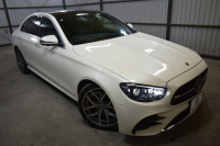 メルセデスベンツ Eクラス E200 ｽﾎﾟｰﾂ 1ｵﾅ ｴｸｽｸﾙｰｼﾌﾞP AMGﾗｲﾝｲﾝﾃﾘｱP ﾚｰﾀﾞｰｾｰﾌﾃｨP 真珠 後期型 ﾊﾟﾉﾗﾏｻﾝﾙｰﾌ 燃費12.8KM 全席ﾋｰﾀｰ黒革 ﾃﾞｨｽﾄﾛ BSM Lﾁｪﾝｼﾞ AMGｴｱﾛ19AW ｷｰﾚｽGO ﾊﾟｰｸﾄﾛ HUD ﾌﾞﾙﾒS ﾏﾙﾁｶﾗｰｱﾝﾋﾞｴﾝﾄ 対話式ﾅﾋﾞ 360ｶﾒﾗ 2年保証