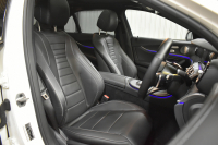 メルセデスベンツ Eクラス E200 ｽﾎﾟｰﾂ 1ｵﾅ ｴｸｽｸﾙｰｼﾌﾞP AMGﾗｲﾝｲﾝﾃﾘｱP ﾚｰﾀﾞｰｾｰﾌﾃｨP 真珠 後期型 ﾊﾟﾉﾗﾏｻﾝﾙｰﾌ 燃費12.8KM 全席ﾋｰﾀｰ黒革 ﾃﾞｨｽﾄﾛ BSM Lﾁｪﾝｼﾞ AMGｴｱﾛ19AW ｷｰﾚｽGO ﾊﾟｰｸﾄﾛ HUD ﾌﾞﾙﾒS ﾏﾙﾁｶﾗｰｱﾝﾋﾞｴﾝﾄ 対話式ﾅﾋﾞ 360ｶﾒﾗ 2年保証