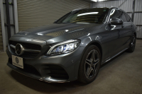 メルセデスベンツ Cクラス C200ﾜｺﾞﾝ AVG AMGﾗｲﾝ ﾊﾟﾉﾗﾏｻﾝﾙｰﾌ ﾚｰﾀﾞｰSP 後期型 ﾐｰｺﾈｸﾄ ﾃﾞｨｽﾄﾛ ﾚｰﾝﾁｪﾝｼﾞｱｼｽﾄ ﾌﾞﾗｲﾝﾄﾞS  ﾋｰﾀｰ黒革 AMGｴｱﾛ18AW ｷｰﾚｽGo PTS 電動Rｹﾞｰﾄ 地ﾃﾞｼﾞBｶﾒﾗ 2年保証