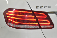 メルセデスベンツ Eクラス E220 ﾌﾞﾙｰﾃｯｸ AVG AMGｽﾎﾟｰﾂ ﾚｰﾀﾞｰSP 最終型 ﾃﾞｨｰｾﾞﾙ  ﾋｰﾀｰ半革 ﾃﾞｨｽﾄﾛ BSM Lｷｰﾌﾟ AMGｴｱﾛ18AW ｷｰﾚｽGO PTS LEDﾍｯﾄﾞ 地ﾃﾞｼﾞﾊﾞｯｸｶﾒﾗ 2年保証