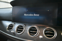 メルセデスベンツ Eクラス E220dﾜｺﾞﾝ ｽﾎﾟｰﾂ ｴｸｽｸﾙｰｼﾌﾞP AMGﾗｲﾝｲﾝﾃﾘｱP ﾚｰﾀﾞｰｾｰﾌﾃｨP 後期型 ﾊﾟﾉﾗﾏｻﾝﾙｰﾌ 全席ﾋｰﾀｰ黒革 ﾌﾞﾙﾒｽﾀｰ HUD ﾃﾞｨｽﾄﾛ BSM Lﾁｪﾝｼﾞ AMGｴｱﾛ19AW MBUXﾅﾋﾞTV 360ｶﾒﾗ ｷｰﾚｽｺﾞｰ  ﾏﾙﾁｶﾗｰｱﾝﾋﾞｴﾝﾄ 2年保証