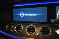 メルセデスベンツ Eクラス E250 AVG ｽﾎﾟｰﾂ ﾚｻﾞｰPKG ﾚｰﾀﾞｰSP MEｺﾈｸﾄ 全席ﾋｰﾀｰ黒革 ﾃﾞｨｽﾄﾛ Lﾁｪﾝｼﾞ AMGｴｱﾛ19AW ｷｰGO ﾌｯﾄｹﾞｰﾄ ﾌﾞﾙﾒｽﾀｰ 地ﾃﾞｼﾞ360ｶﾒﾗ 2年保証