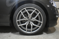 メルセデスベンツ Eクラス E200 ｽﾎﾟｰﾂ ｴｸｽｸﾙｰｼﾌﾞAMGﾗｲﾝｲﾝﾃﾘｱP ﾚｰﾀﾞｰｾｰﾌﾃｨP 後期型 ﾊﾟﾉﾗﾏｻﾝﾙｰﾌ ﾌﾞﾙﾒS MEｺﾈｸﾄ 全席ﾋｰﾀｰ黒革 ﾃﾞｨｽﾄﾛ BSM Lﾁｪﾝｼﾞ AMGｴｱﾛ19AW ｷｰﾚｽGO ﾊﾟｰｸﾄﾛ HUD  ﾏﾙﾁｶﾗｰｱﾝﾋﾞｴﾝﾄ 対話式ﾅﾋﾞ 360ｶﾒﾗ 2年保証