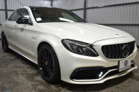 AMG Cクラス C63S ｴｸｽｸﾙｰｼﾌﾞP ﾚｰﾀﾞｰｾｰﾌﾃｨP V8ﾂｲﾝﾀｰﾎﾞ/510馬力 ﾊﾟﾉﾗﾏｻﾝﾙｰﾌ 専用19AW AMGﾊﾟﾌｫｰﾏﾝｽ/赤黒革ｼｰﾄ/ｽﾃｱﾘﾝｸﾞ/ｴｸﾞｿﾞｰｽﾄ ﾌﾞﾙﾒｽﾀｰ HUD ｴｱﾊﾞﾗﾝｽP ﾃﾞｨｽﾄﾛﾆｯｸ ﾌﾞﾗｲﾝﾄﾞS ﾚｰﾝｷｰﾌﾟ ﾅﾋﾞTV Bｶﾒﾗ ﾌｯﾄｹﾞｰﾄ ｷｰGO 2年保証