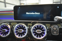 メルセデスベンツ Aクラス A180 Edition1 ﾚｰﾀﾞｰSP 限定150台 MEｺﾈｸﾄ MBUXｼｽﾃﾑ Edition1専用内装 ﾃﾞｨｽﾄﾛ BSM Lﾁｪﾝｼﾞ AMGｴｱﾛ19AW ﾏﾙﾁLED ｷｰGO PTS HUD 10.25ｲﾝﾁｺｯｸﾋﾟｯﾄﾃﾞｨｽﾌﾟﾚｲ 対話式ﾅﾋﾞTV 360ｶﾒﾗ 2年保証