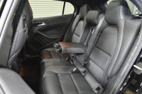 メルセデスベンツ GLA GLA250 4ﾏﾁｯｸ ﾚｻﾞｰｴｸｽｸﾙｰｼﾌﾞ ﾊﾞﾘｭｰPﾌﾟﾗｽ ﾚｰﾀﾞｰSP ﾋｰﾀｰ黒革 ﾃﾞｨｽﾄﾛﾆｯｸﾌﾟﾗｽ ﾌﾞﾗｲﾝﾄﾞｽﾎﾟｯﾄ  電動Rｹﾞｰﾄ ﾊﾟｰｸﾄﾛ harman/kardon ｷｾﾉﾝ 地ﾃﾞｼﾞBｶﾒﾗ 2年保証