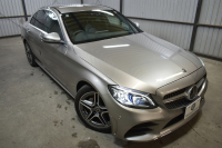 メルセデスベンツ Cクラス C200 ﾛｰﾚｳｽｴﾃﾞｨｼｮﾝ ﾚｰﾀﾞｰｾｰﾌﾃｨP 最終特別仕様 MEｺﾈ 9速 BSG搭載 HUD ﾋｰﾀｰ黒革 ﾃﾞｨｽﾄﾛ BSM Lｷｰﾌﾟ AMGｴｱﾛ18AW ｷｰﾚｽGo PTS 液晶ﾒｰﾀｰ  LEDﾍｯﾄﾞﾗｲﾄ 地ﾃﾞｼﾞﾅﾋﾞ Bｶﾒﾗ 2年保証